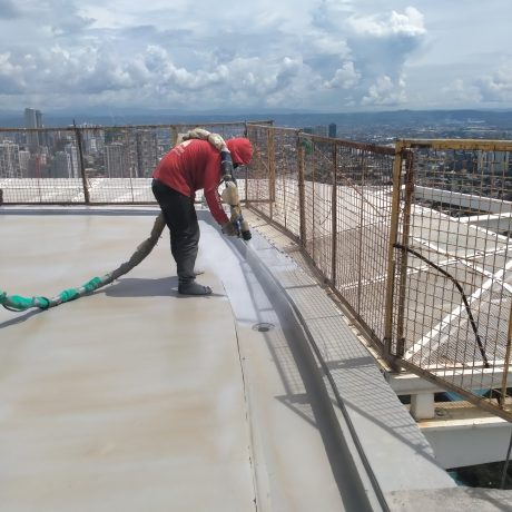 Spray application of polyurea products